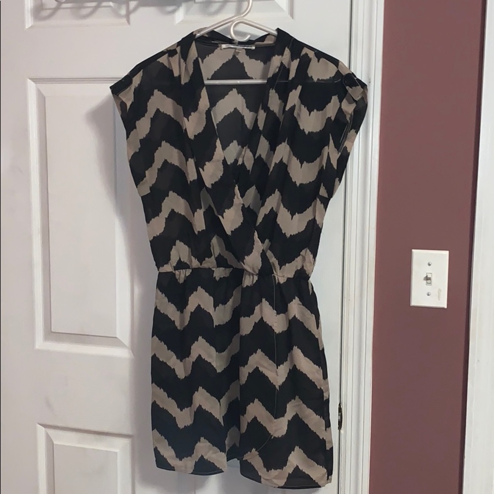 Women’s dress